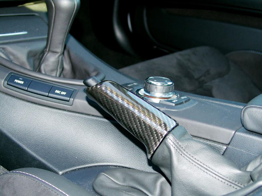 Детали интерьера BMW M3 Compressor by Manhart Racing (E92) 2010 года  (фото 6 из 10)